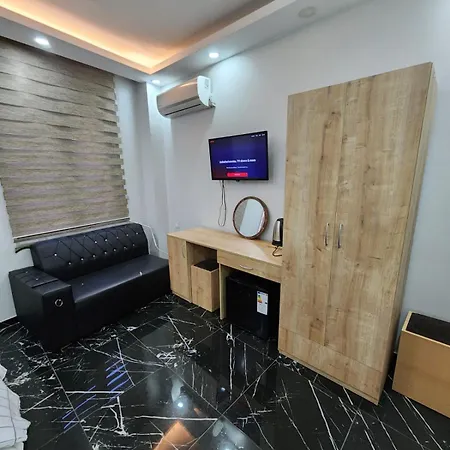 Acet Hotel Istanboel